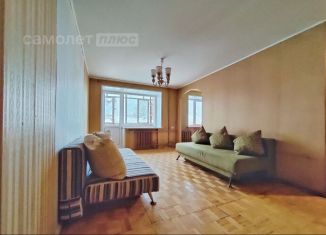 Продаю 3-комнатную квартиру, 54.2 м2, Ижевск, Индустриальный район, площадь имени 50-летия Октября