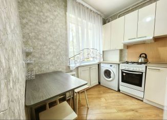 Сдам 2-комнатную квартиру, 44 м2, Калининградская область, улица Салтыкова-Щедрина, 7