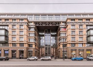 Продажа 4-комнатной квартиры, 192.9 м2, Санкт-Петербург, Невский проспект, 137