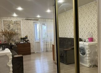 Продается двухкомнатная квартира, 48.3 м2, Владикавказ, Владикавказская улица, 49, 10-й микрорайон