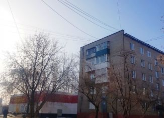 Продажа 3-ком. квартиры, 50.9 м2, Краснокамск, улица Калинина, 11
