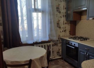 Сдам в аренду 3-комнатную квартиру, 65 м2, Самарская область, улица Дыбенко, 26