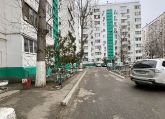 Двухкомнатная квартира на продажу, 68 м2, Астрахань, Ленинский район, улица Аксакова, 14к1