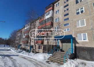 2-комнатная квартира на продажу, 45 м2, Мурманская область, улица Бочкова, 2