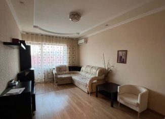 Сдается 1-комнатная квартира, 33 м2, посёлок городского типа Яблоновский, улица Лаухина, 2