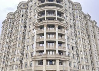 Продается 2-комнатная квартира, 95 м2, Махачкала, улица Абубакарова, 67А, ЖК Имперский Дом