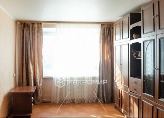 Продается 1-комнатная квартира, 41.8 м2, Челябинск, Ленинский район, улица Гагарина, 3