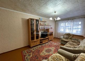 Продам трехкомнатную квартиру, 61.4 м2, Прокопьевск, улица Жолтовского, 17