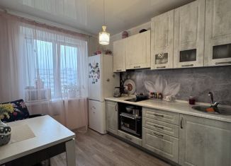 Продам 2-комнатную квартиру, 43 м2, Тольятти, Рябиновый бульвар, 3, Автозаводский район