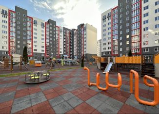Продажа 3-комнатной квартиры, 80.8 м2, Калининградская область, Флагманская улица, 3А