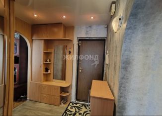 Продажа 3-комнатной квартиры, 54.6 м2, Новосибирск, улица Олеко Дундича, 25, метро Берёзовая роща