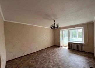 Продаю трехкомнатную квартиру, 60 м2, Оренбургская область, улица Суворова, 66