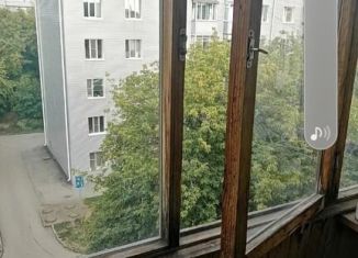 Аренда двухкомнатной квартиры, 46 м2, Барнаул, улица Глушкова, 27