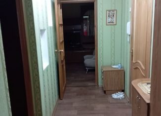 2-комнатная квартира в аренду, 48 м2, Волгоградская область, улица Кирова, 98Б