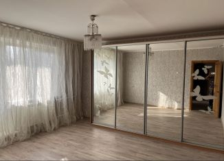 Продам 2-комнатную квартиру, 51.8 м2, Абакан, улица Комарова