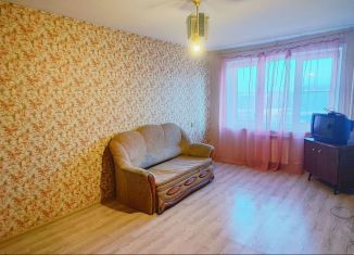 Продается однокомнатная квартира, 30 м2, Новомосковск, улица Есенина, 5