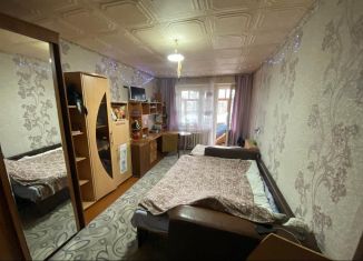 Продается 3-комнатная квартира, 59 м2, Кингисепп, Аптекарский переулок, 3