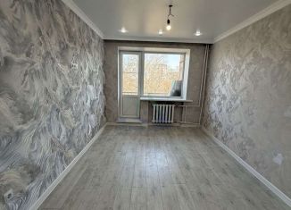 Продаю 2-ком. квартиру, 43.2 м2, Оренбургская область, Народная улица, 2
