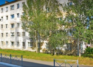 Продается 2-ком. квартира, 45 м2, Мурманская область, улица Позднякова, 5