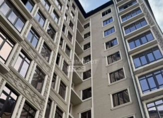 Продаю 2-комнатную квартиру, 72.5 м2, Нальчик, улица Тлостанова, 28