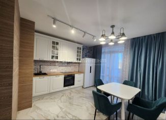 Продам трехкомнатную квартиру, 83 м2, Владимир, улица Нижняя Дуброва, 51, ЖК Символ