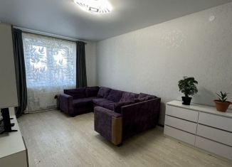 Сдаю в аренду трехкомнатную квартиру, 65 м2, Калининград, Борисовский бульвар, 17