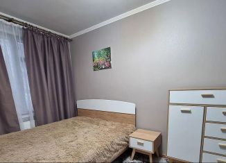 Сдается в аренду трехкомнатная квартира, 55 м2, Москва, Ереванская улица, 35, метро Царицыно