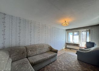 Продаю 2-ком. квартиру, 40 м2, Белово, улица Юности, 13