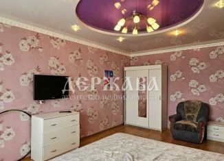 Продам 4-комнатную квартиру, 82.1 м2, Старый Оскол, микрорайон Восточный, 9