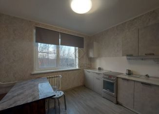 Сдается в аренду трехкомнатная квартира, 78 м2, Москва, проезд Одоевского, 7к6, проезд Одоевского