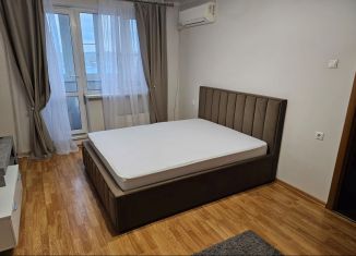 Сдача в аренду 1-ком. квартиры, 40 м2, Москва, Филёвский бульвар, 40, район Филёвский Парк