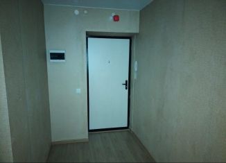 Сдается 1-ком. квартира, 35 м2, Серов, улица Короленко, 44