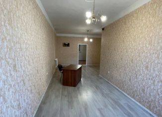 Сдается офис, 55 м2, Махачкала, улица Дахадаева, 46