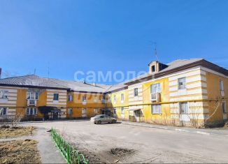 Продаю трехкомнатную квартиру, 81.9 м2, Копейск, Майская улица, 1
