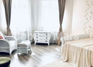 Сдам в аренду двухкомнатную квартиру, 65 м2, Сочи, Виноградная улица, 2/3В, микрорайон Гагарина