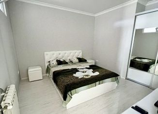 Сдам 3-комнатную квартиру, 60 м2, Сочи, Нагорная улица, 16, микрорайон Центральный