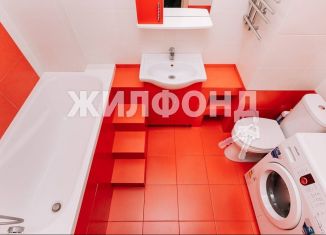 Продается однокомнатная квартира, 35 м2, Новосибирск, улица Петухова, 14А, ЖК Кировский