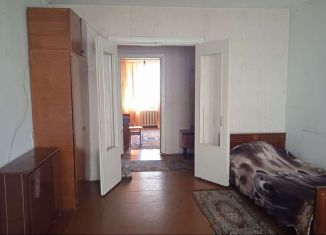 Сдача в аренду комнаты, 18 м2, Новоалтайск, 8-й микрорайон, 3А