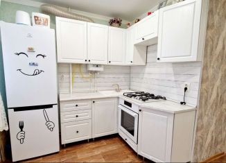 Продажа 1-ком. квартиры, 30.8 м2, Азнакаево, улица Хасанова, 23