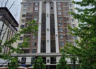 Трехкомнатная квартира на продажу, 100 м2, Грозный, проспект Махмуда А. Эсамбаева, 14Б