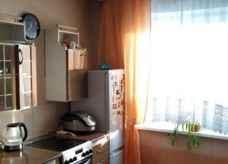 Сдается 2-комнатная квартира, 52 м2, поселок городского типа Инской, улица Ильича, 33