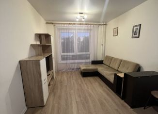 3-комнатная квартира в аренду, 52 м2, рабочий посёлок Боброво, Крымская улица, 1