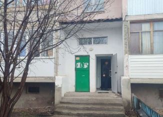 Двухкомнатная квартира на продажу, 56 м2, село Месягутово, Октябрьская улица, 17