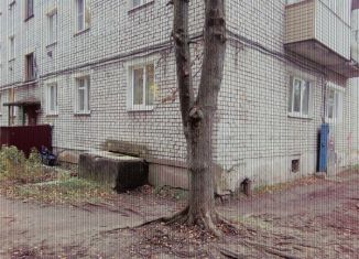 Продается трехкомнатная квартира, 55 м2, Осташков