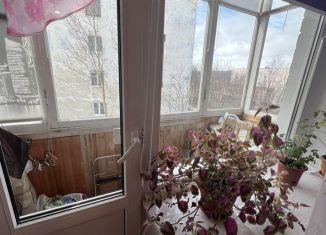 Трехкомнатная квартира на продажу, 52 м2, поселок городского типа Мурмаши, улица Позднякова, 5
