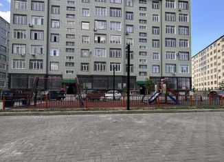 Продам 3-комнатную квартиру, 87 м2, Каспийск, 2-й Зелёный переулок, 27к3