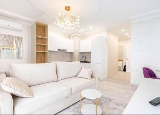 Сдам в аренду 2-ком. квартиру, 55 м2, Сочи, Курортный проспект, 84А, микрорайон Яна Фабрициуса