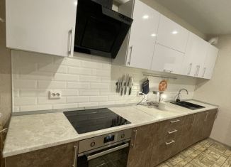 Продам 1-ком. квартиру, 36.2 м2, Мурино, ЖК Ласточка, Петровский бульвар, 7