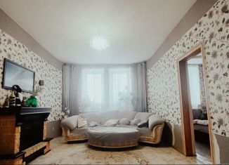 Продается 4-комнатная квартира, 98.3 м2, Белово, улица Чкалова