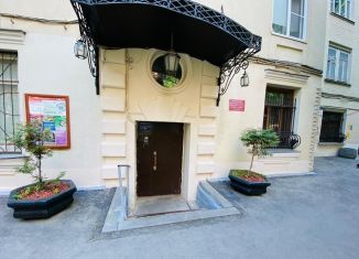 2-комнатная квартира в аренду, 60 м2, Москва, Трёхпрудный переулок, 6, метро Пушкинская